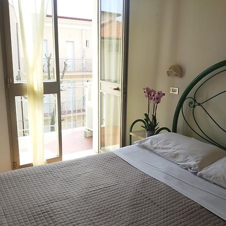 Hotel California Bellaria-Igea Marina Dış mekan fotoğraf